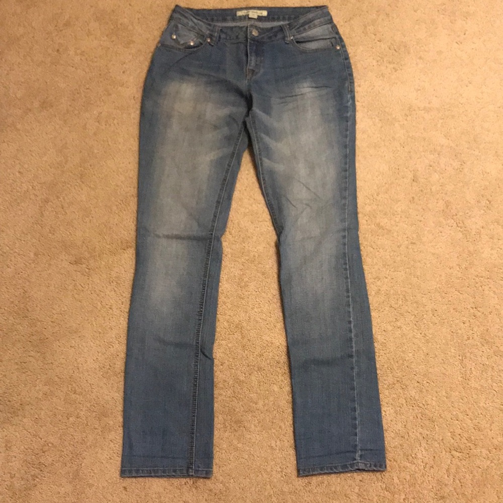 Forever 21! Low Rise Stretch Light Denim Faded Jean Leggings